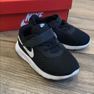 Toddler Tanjun Nike Sneakers, 8c (wide)